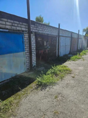 Продається гараж у кооперативі "Автолюбитель-32" (район "Нібулон")