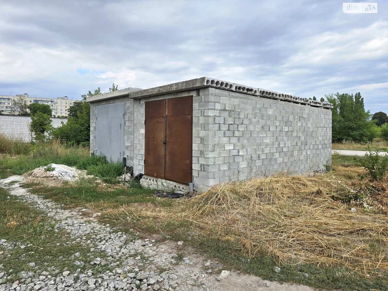 Продажа отдельного гаража в Молодіжному