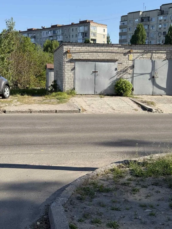 Гараж в кооперативе Дружба