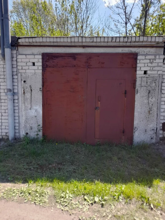продам бетонний гараж в кооперативе Молодіжний