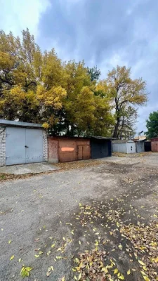 Продається цегляний гараж 32,3 кв.м. по Соборной, центр