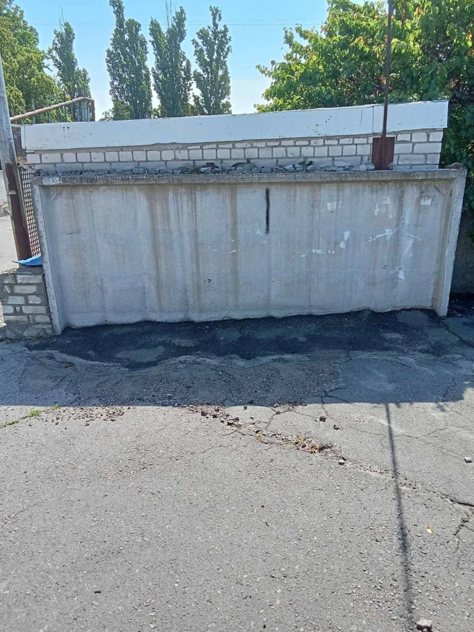 Продається гараж, приватизований, недалеко от кооператива "Хвиля"