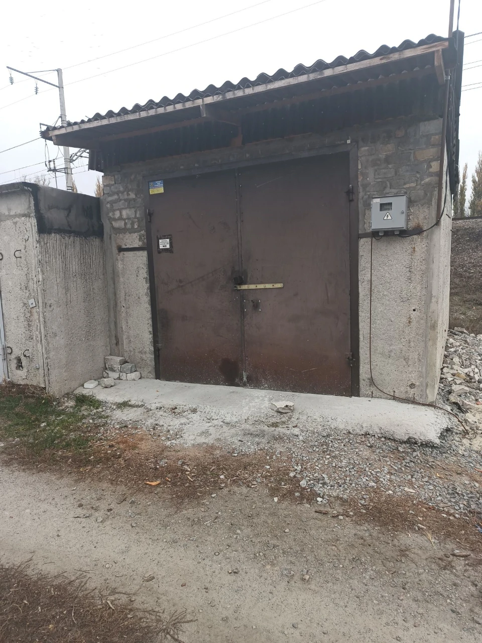 Бетонный гараж, 6/4, крюків, на подмостье, срочная продажа, торг