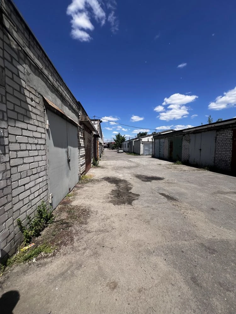 Продам гараж, 140 м2, ЦЕНТР (МОЖНА І З ОБМІНОМ)
