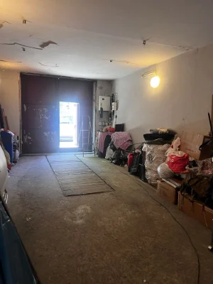 Продам гараж, 140 м2, ЦЕНТР (МОЖНА І З ОБМІНОМ)
