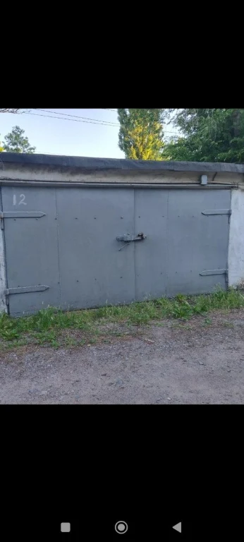 For Sale: Garage in "Svetofor" near the park
