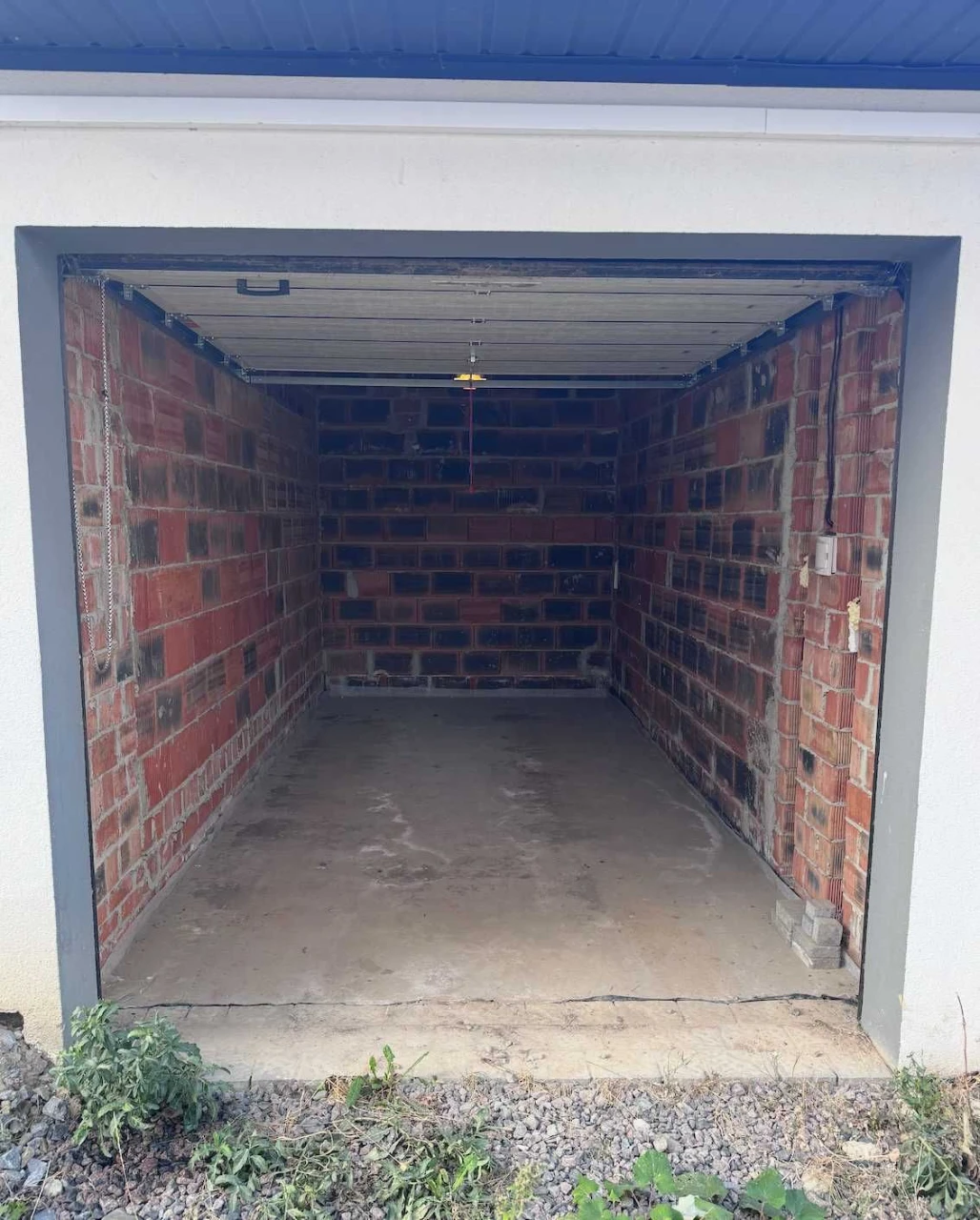 Modern garage with automatic gates in Vinnyk