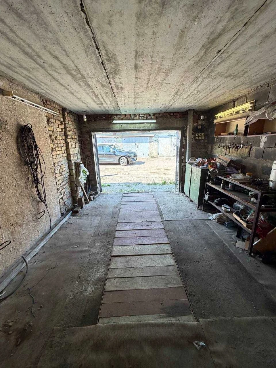 Garage with basement. Cooperative Luch. Vishneve