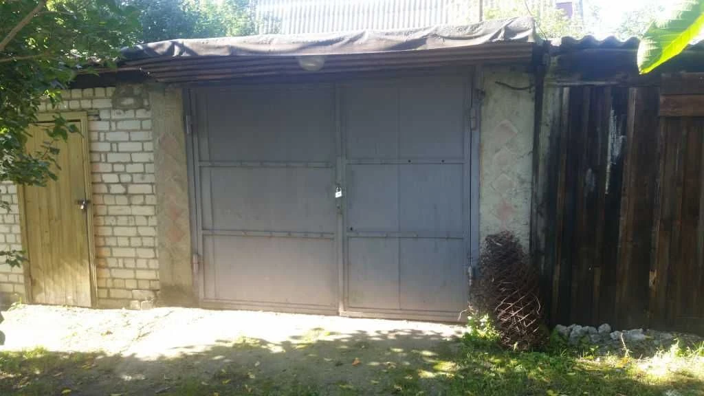 Garage in the city center