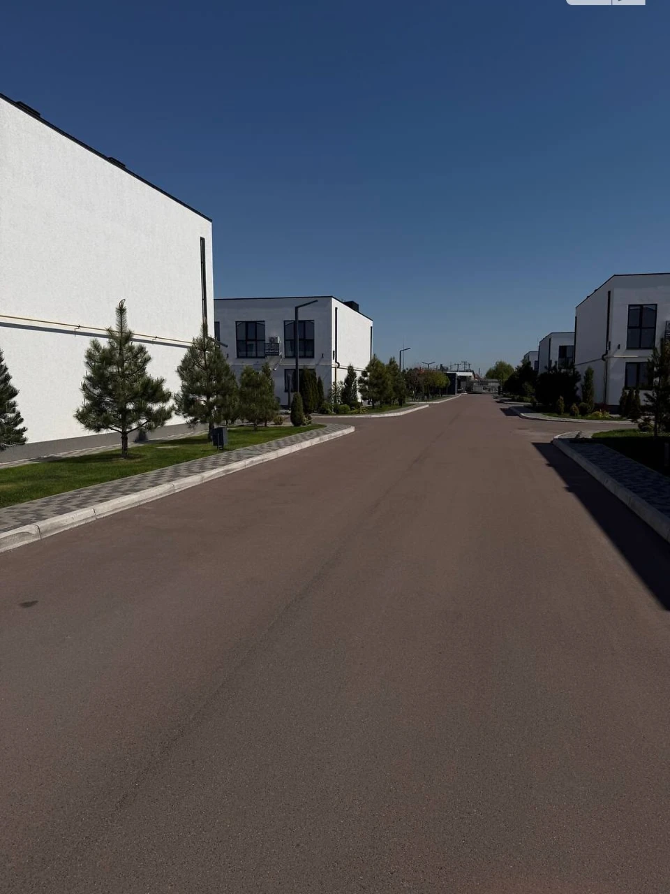 Довгострокова Аренда Таунхауса