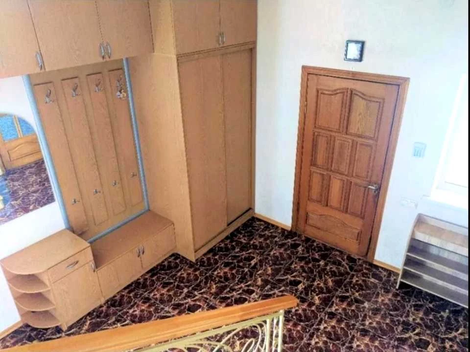 Будинок. Бровари, Фіалковського вул.