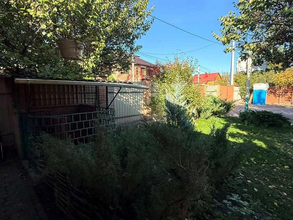 Дом. Бровары, Подлесная улица
