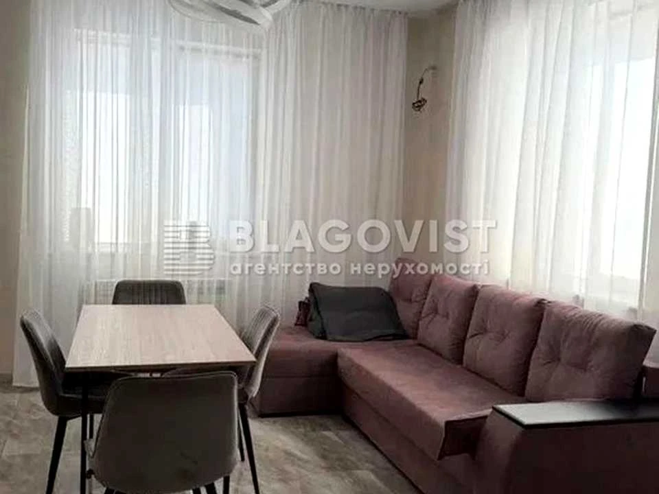 Будинок. Бровари, Покровська вулиця