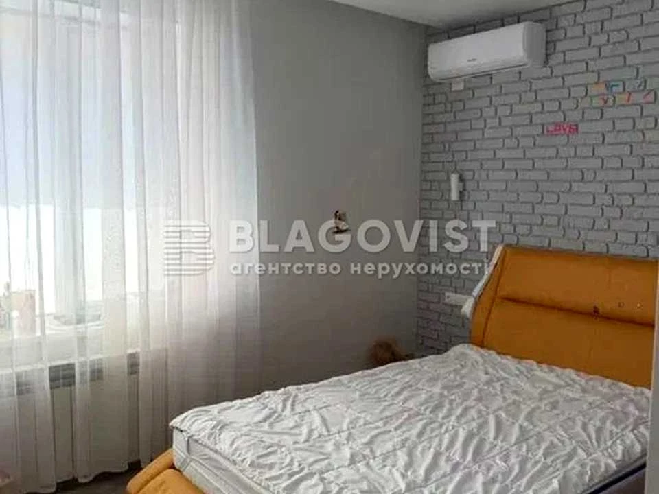 Будинок. Бровари, Покровська вулиця