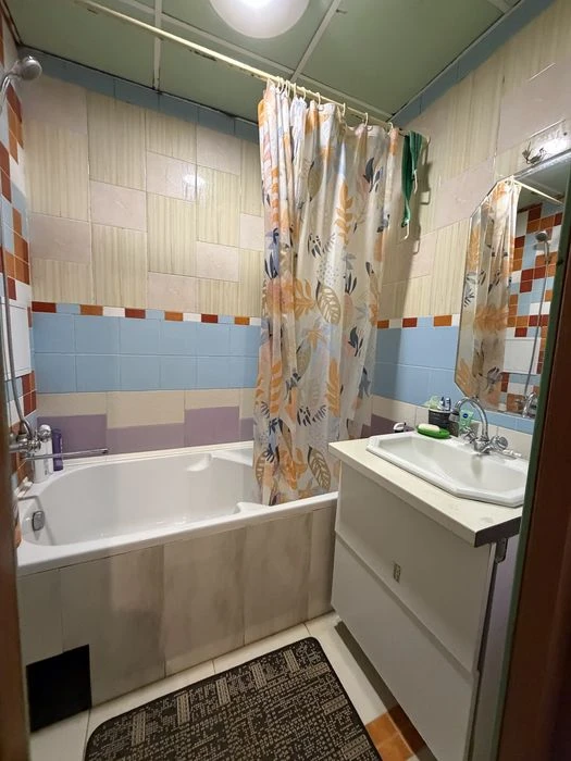 Продаж 3 кім на Минайській
