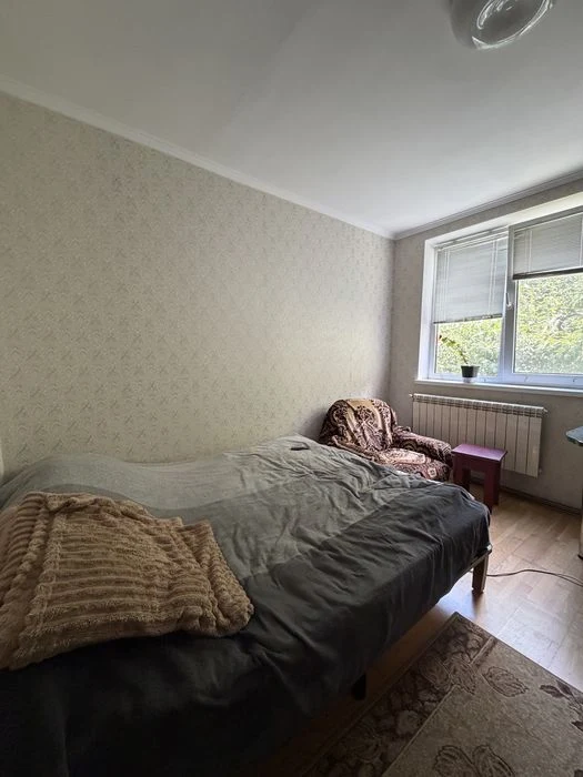 Продаж 3 кім на Минайській