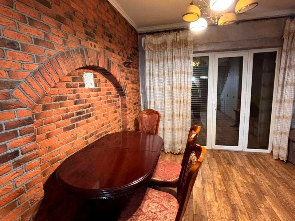 House. Irpin, Kotlyarevsky Street
