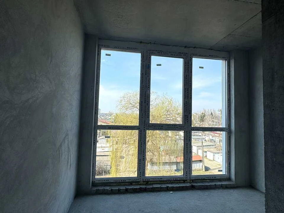 Apartment. Ivano-Frankivsk, Hnata Khotkevycha St.