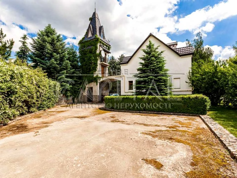 House. Bucha, Lesova St.