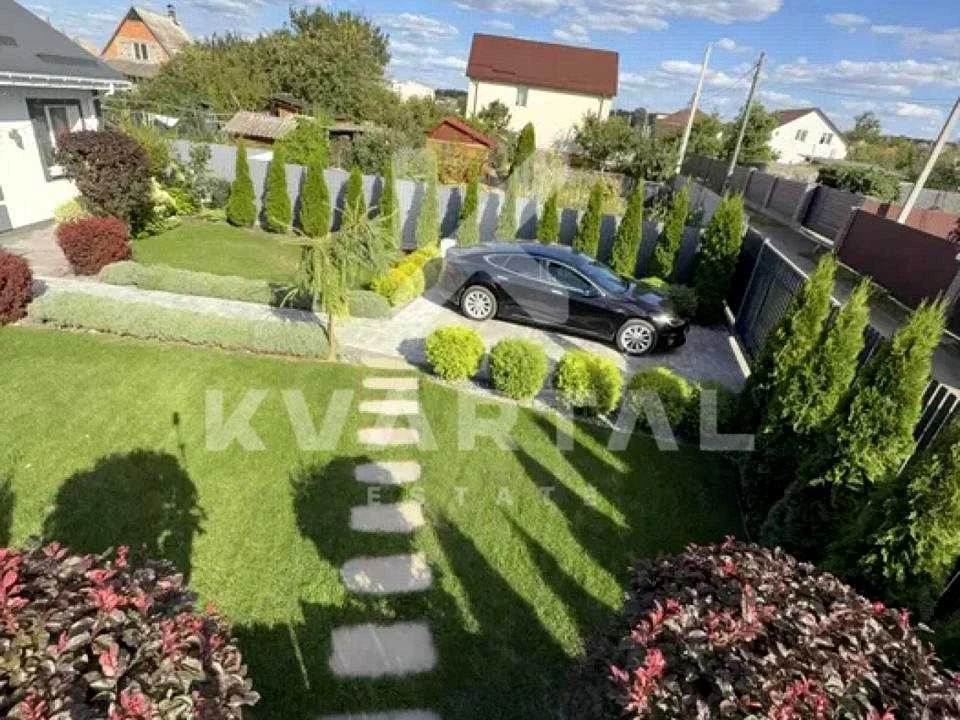 Будинок. Буча, Степова