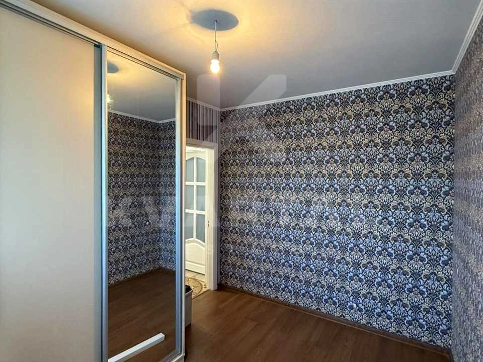 Будинок. Буча, Степова