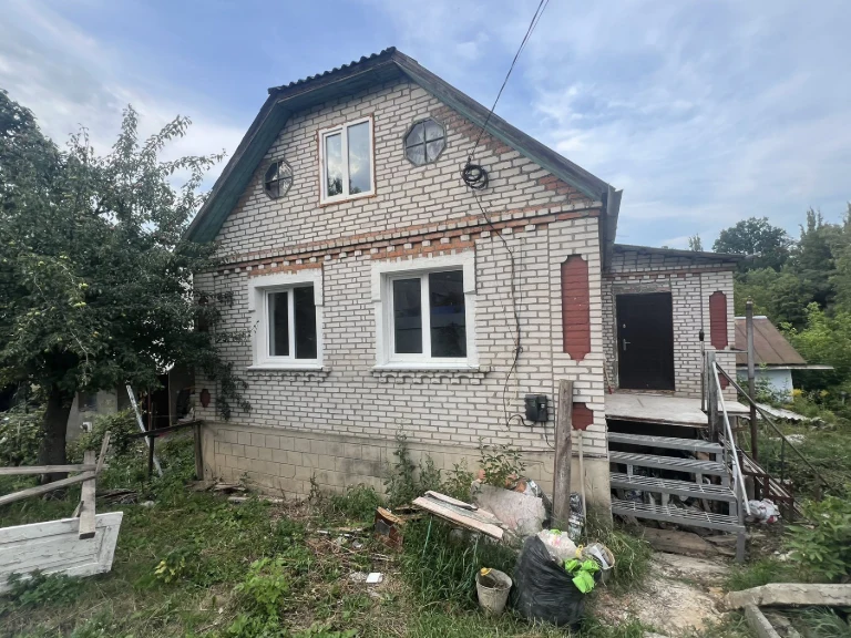 Продам гарний  будинок !
