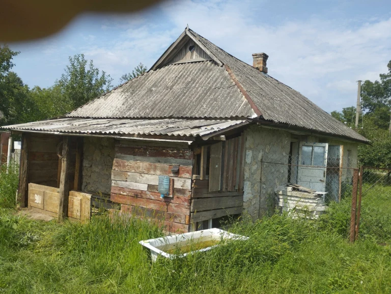 Продам кірпічний будинок в м.Жмеринка