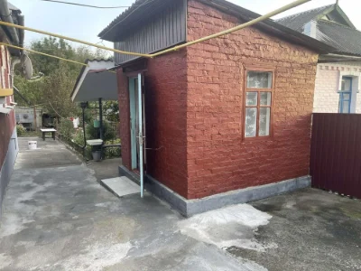 Продам житловий будинок з господарськими будівлями Жмеринка,