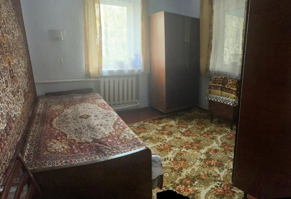 Продам житловий будинок з господарськими будівлями Жмеринка,