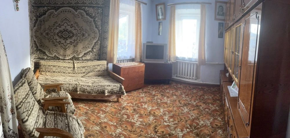 Продам житловий будинок з господарськими будівлями Жмеринка,
