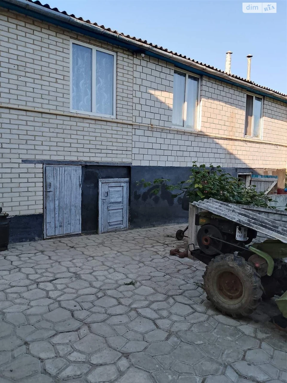 Продаж Дім