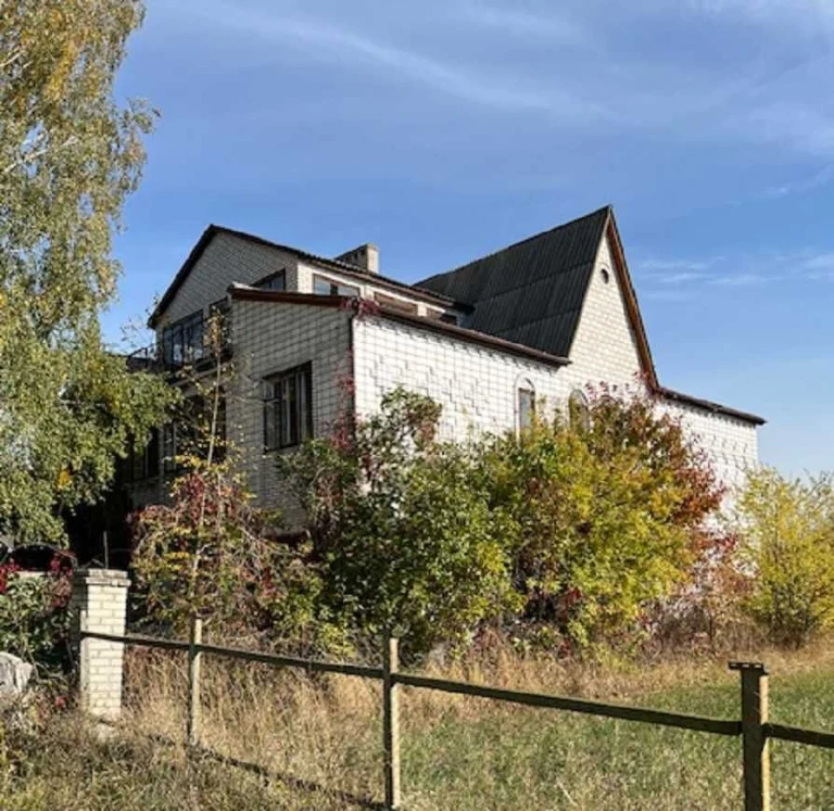 Продаж будинку та земельної ділянки м.Жмеринка, вул.Зоряна,