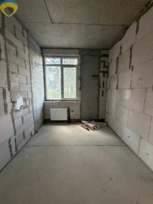 В продаже 1-к квартира на первом этаже в ЖК Акварель-4, в
