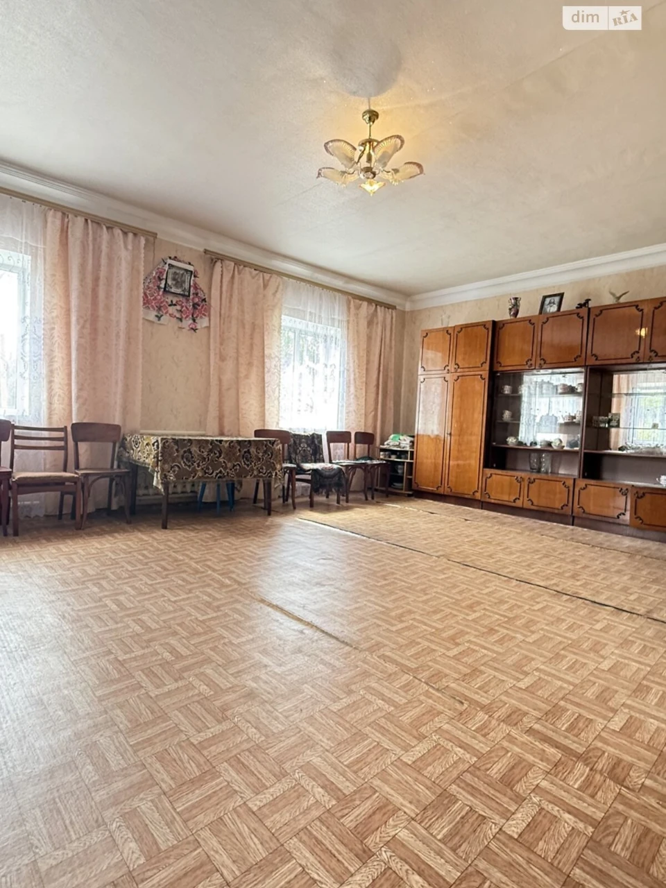 Продаж Дім