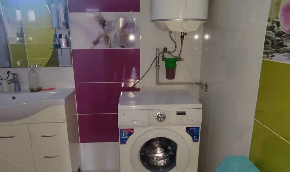 (8) Продам будинок в м. Липовець 3573