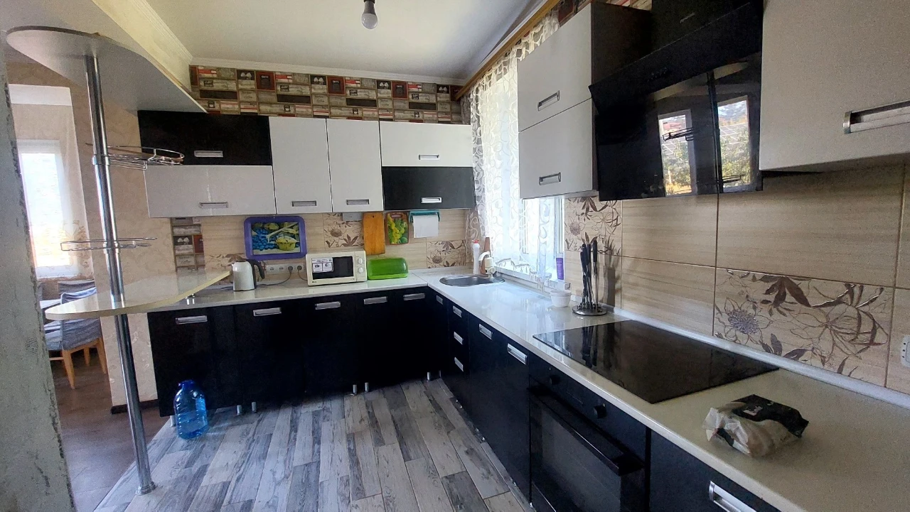 Продам будинок. Вул.Острівська,26д.