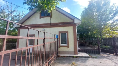 Продам будинок. Пр-т Незалежності,5а.
