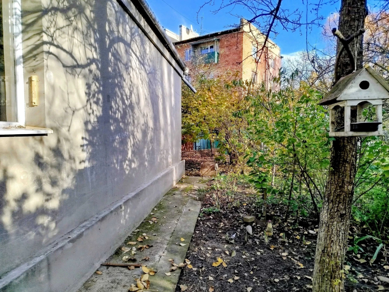 Продається будинок у центральній частині міста