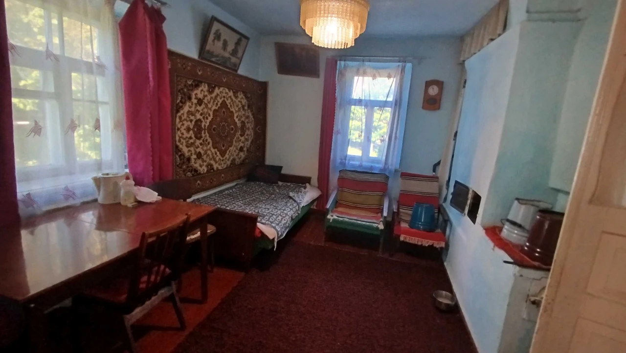 Продається будинок в с. Немія