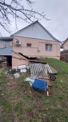 Продам будинок. Вул.Грушевського,70.