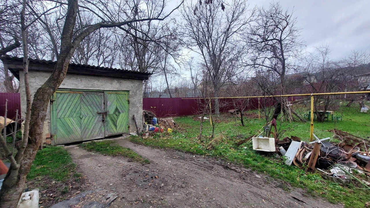Продам будинок. Вул.Грушевського,70.