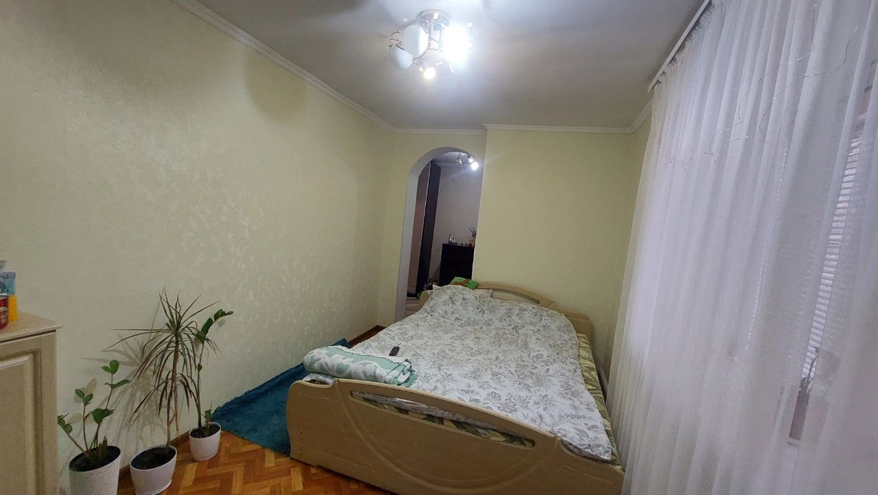 Продам будинок. Вул.Грушевського,70.