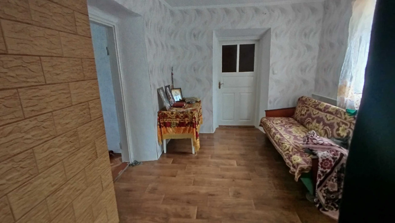 Продається будинок у с. Конева