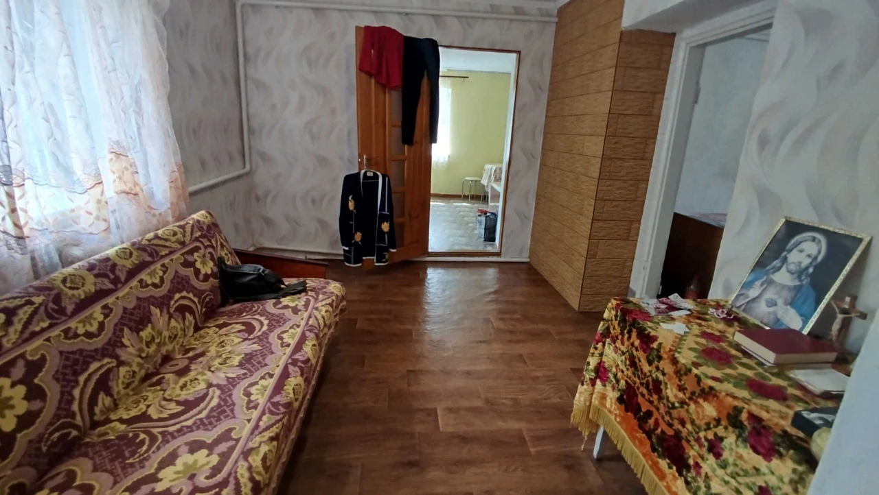 Продається будинок у с. Конева
