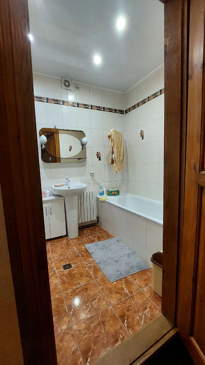 Продам будинок. Вул.Озарінецька,62.