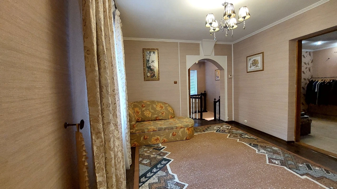 Продам будинок. Вул.Озарінецька,62.