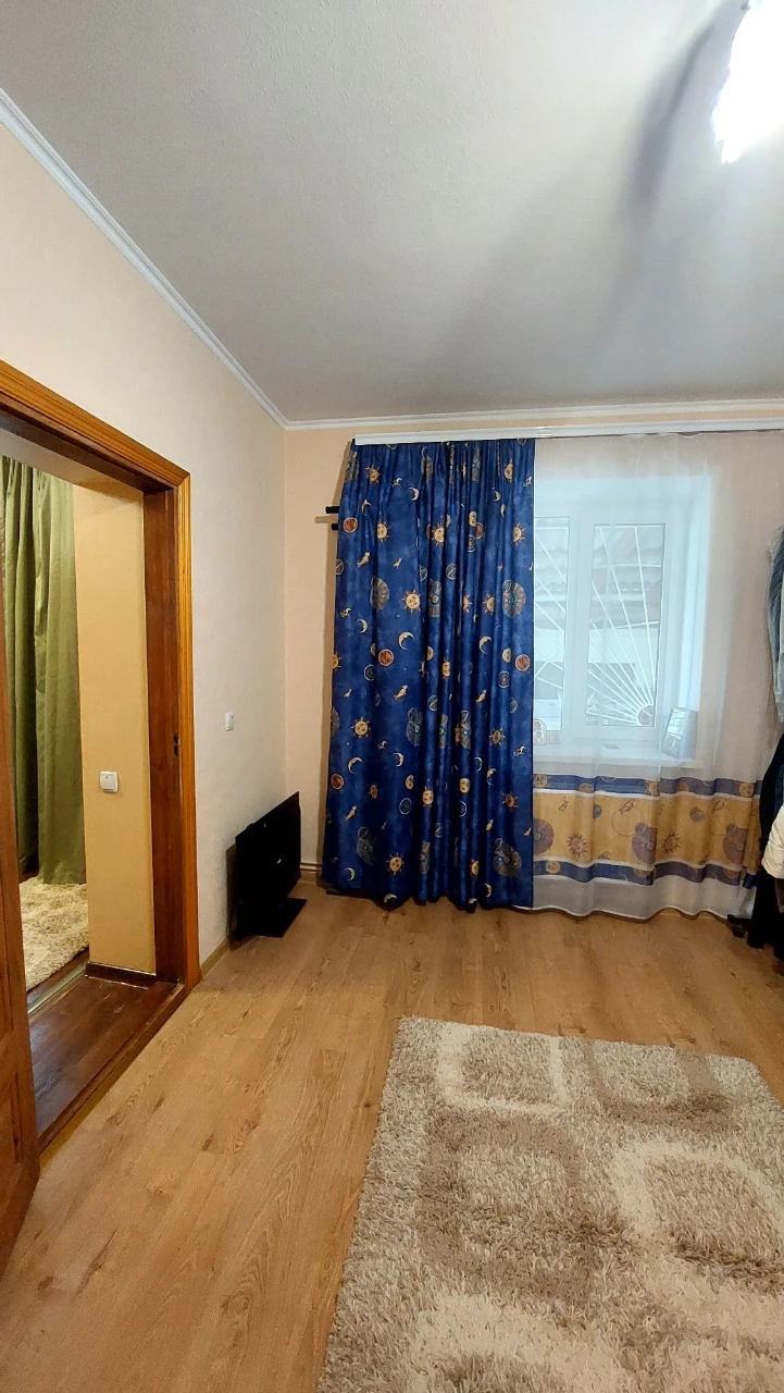 Продам будинок. Вул.Озарінецька,62.