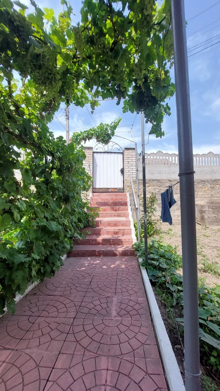 Продам будинок. Вул.Старицького,32.