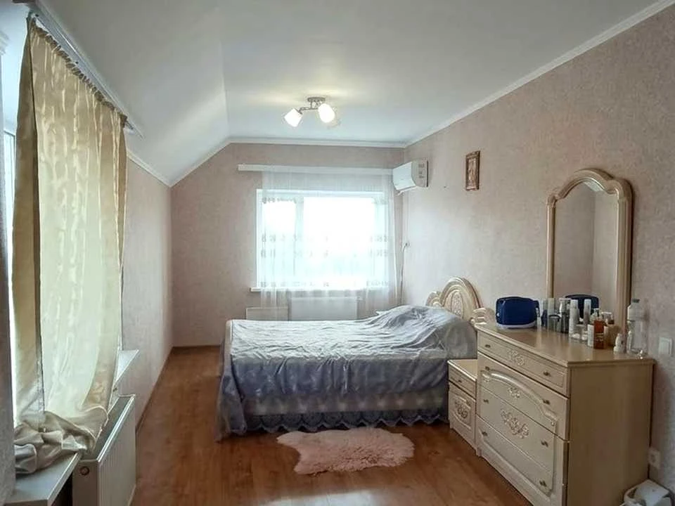 Будинок. Немирів, Миру