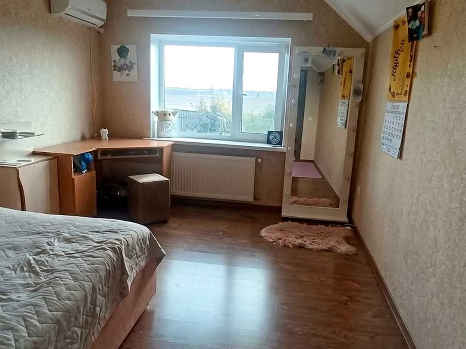 Будинок. Немирів, Миру